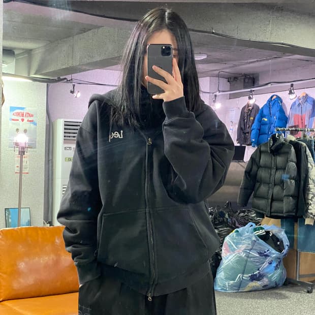 Lee 자수 스몰 로고 블랙 후드 집업 B3505