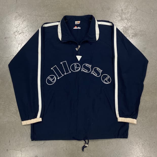 엘레쎄 네이비 컬러 스펠아웃 바람막이 아노락