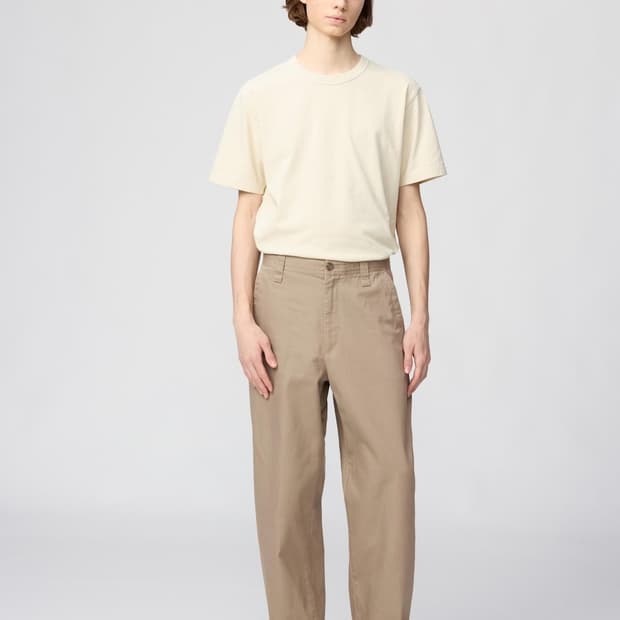 유니클로 와이드핏 치노팬츠