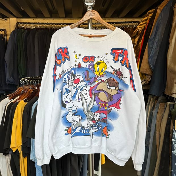 90s 루니툰즈 50/50 프린팅 스웻셔츠 made in usa