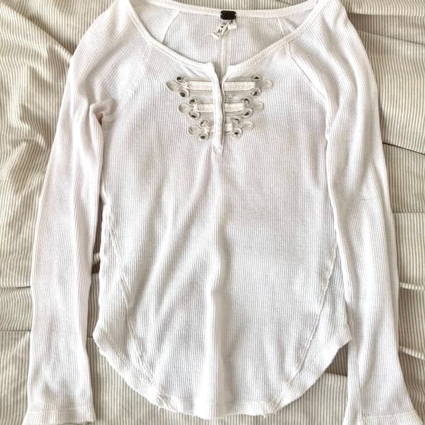 Free People 화이트 와플 나폴레옹 롱슬리브