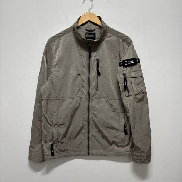 내셔널지오그래픽 나일론 와펜 바람막이