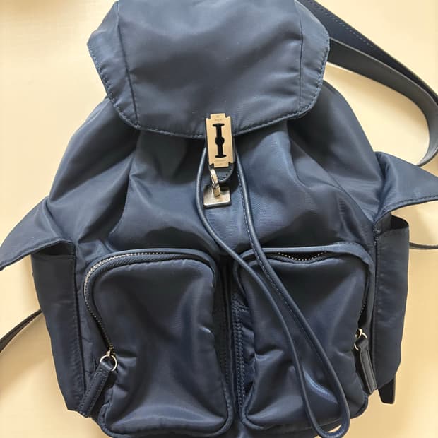 분크 헤이 더블 포켓 팩백 네이비