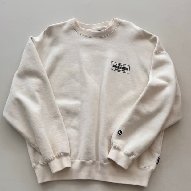 네이버후드 스웻셔트 맨투맨 크림컬러 L사이즈