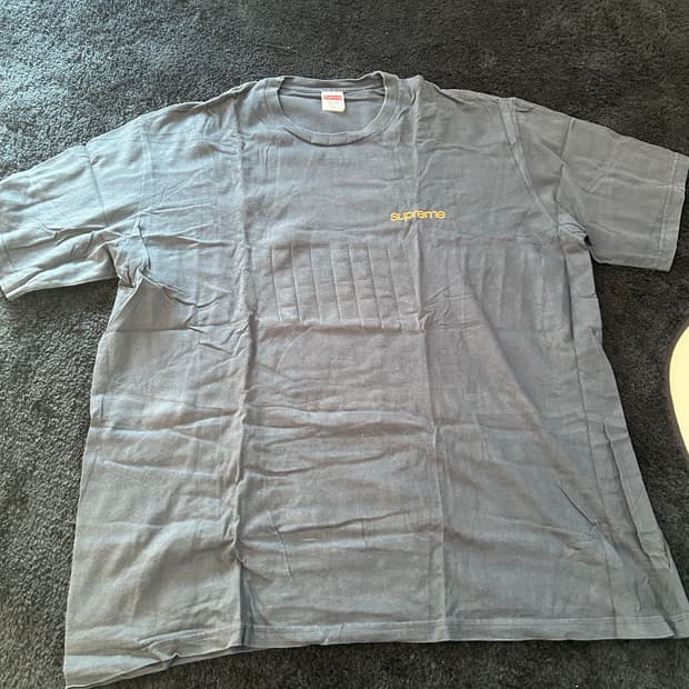 슈프림 티셔츠 판매합니다