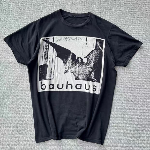 빈티지 00s Bauhaus 티셔츠