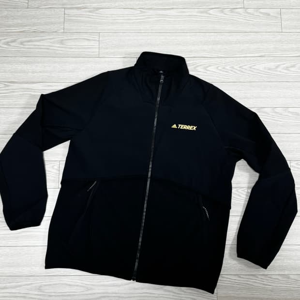 아디다스 테렉스 미드레이어 자켓