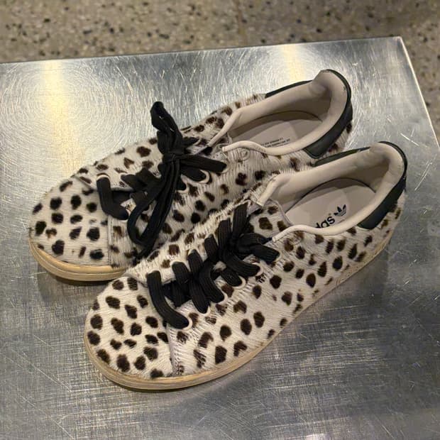 adidas 아디다스 샘스미스 레오파드 털 스니커즈 245