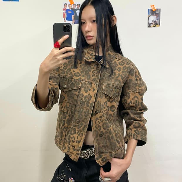 Leopard cropped denim jacket