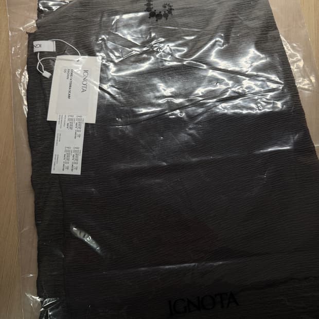 이그노타 Core14 scarf brown