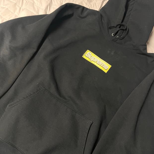 슈프림 블링 박스로고