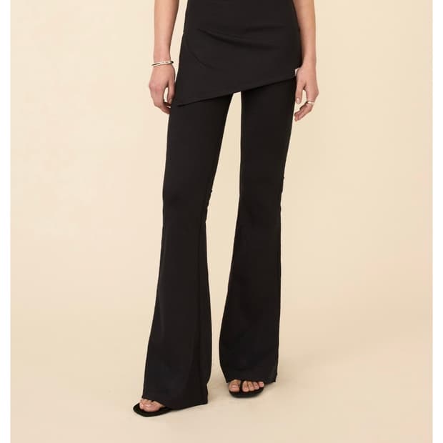 나일로라 치마바지