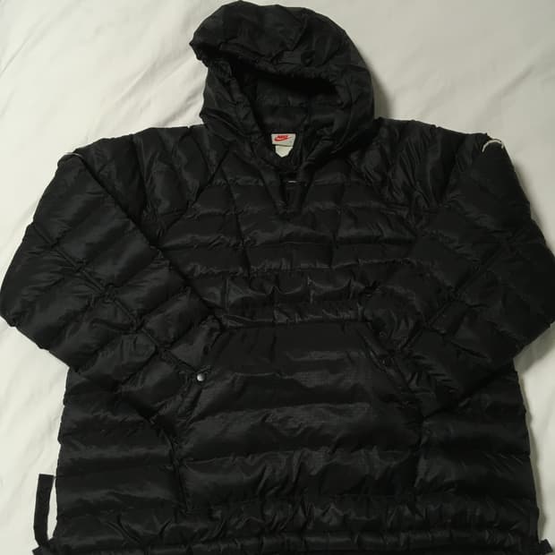 나이키 x 스투시 인슐레이티드 자켓 블랙 (m사이즈)