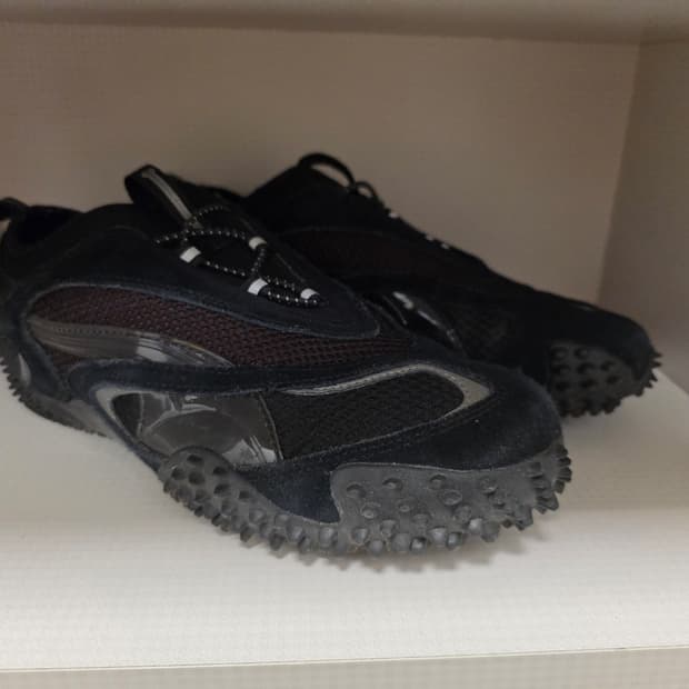 상태좋은 푸마 에리즈 콜라보 모스트로 블랙 260사이즈 