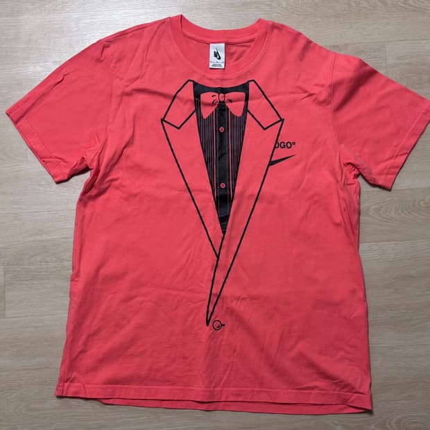 나이키 오프화이트 반팔 