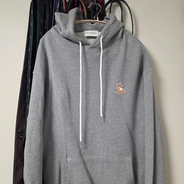 메종키츠네 후드티셔츠 배드폭스