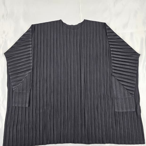 이세이미야케 플리츠플리즈롱슬리브