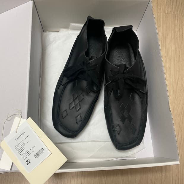 [3] 폴리테루 스티치드 왈라비 레더 블랙