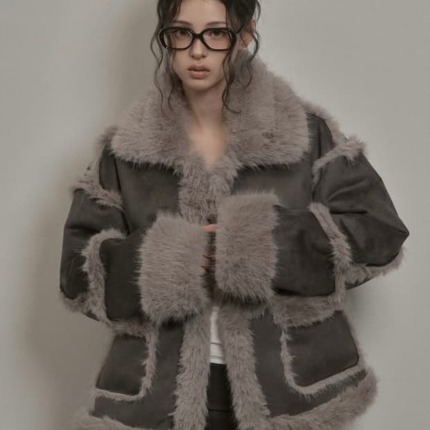 카키포인트 시어링 퍼 무스탕