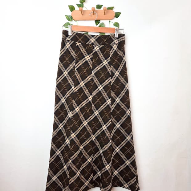 브라운 체크 울 롱스커트