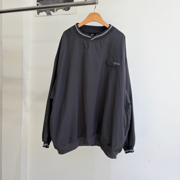 AKWA (Made in USA) 맨투맨