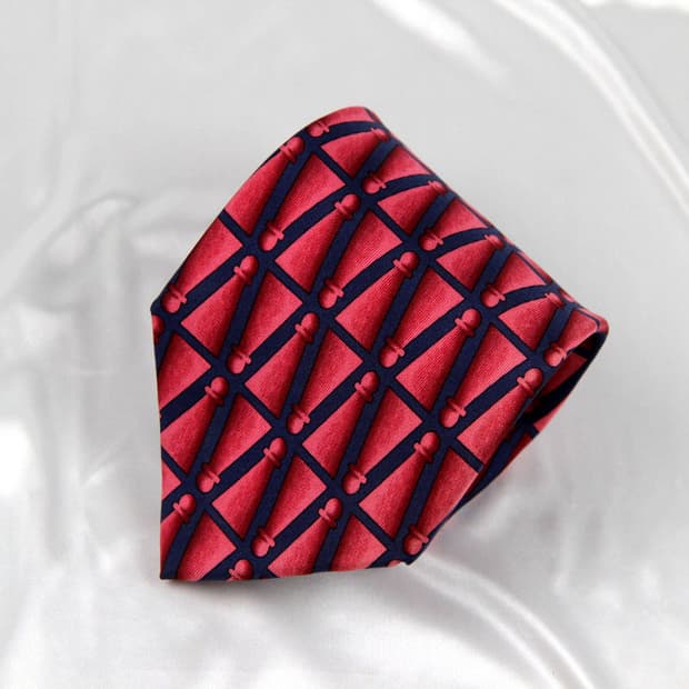 구찌 9.4cm A등급 이태리 남자 명품넥타이
