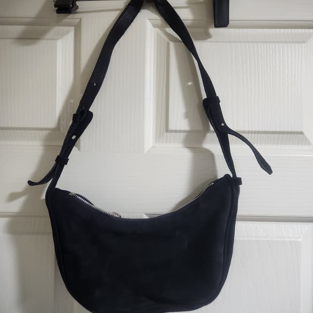 블랙 스웨이드 숄더백