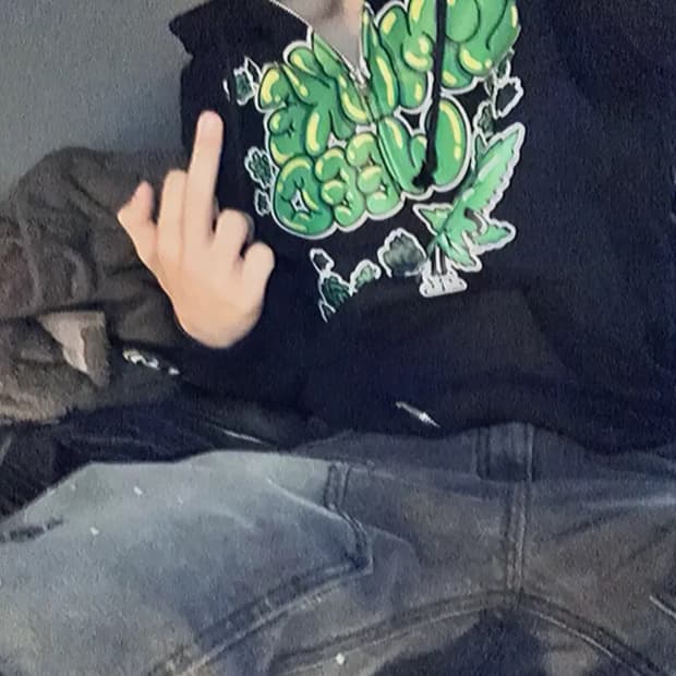 유갓더스웩 후드티