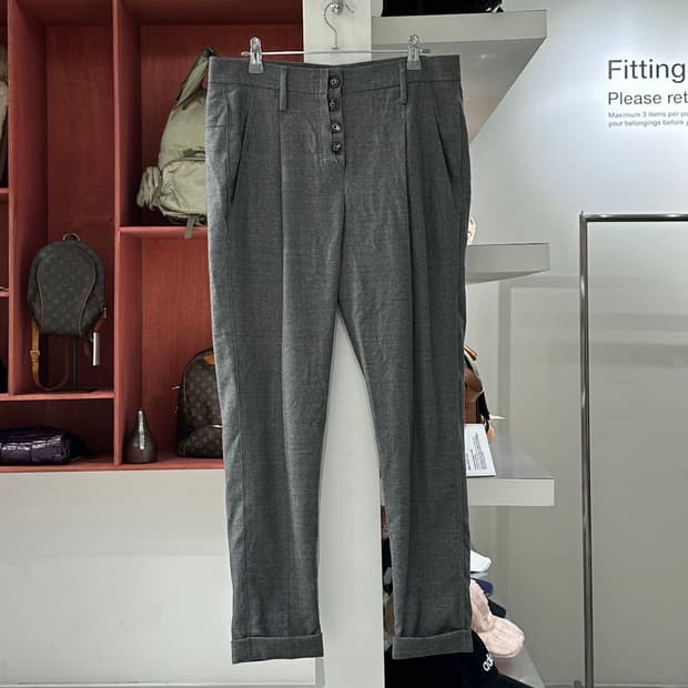 브루넬로 쿠치넬리 그레이 버튼락 롤업 슬랙스