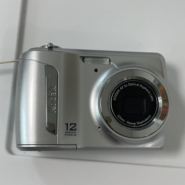 코닥이지쉐어 C 143 디카 kodak easyshare c143