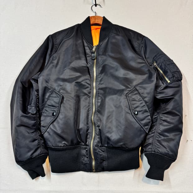 M) 알파인더스트리 MA-1 마원 항공점퍼 블랙 레귤러핏