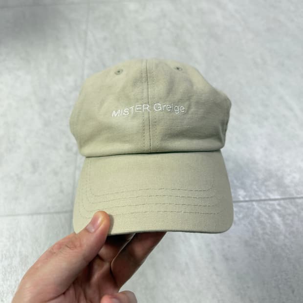 미스터지 베이지 볼캡