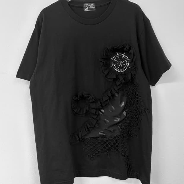 Dot lace T-shirt