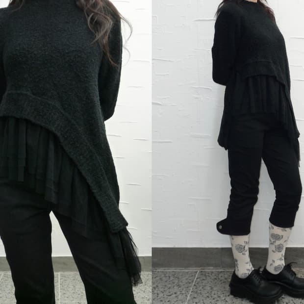 mesh frill black knit