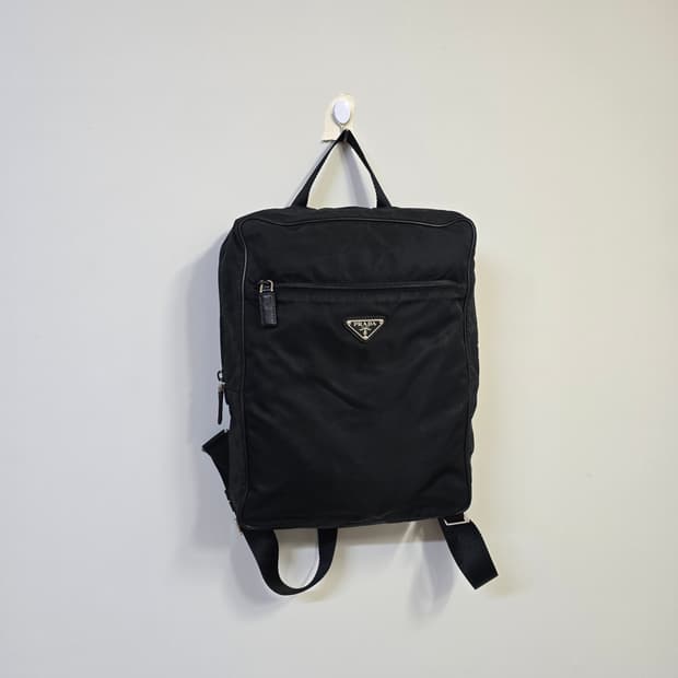 PRADA 프라다 백팩 정품