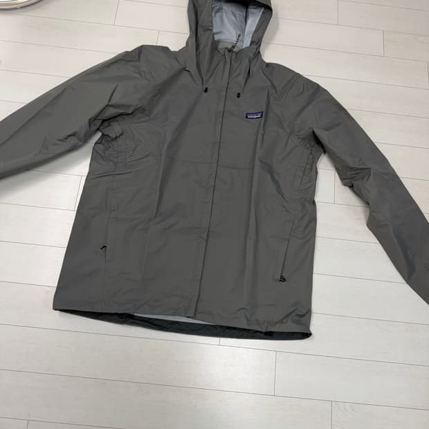 파타고니아 토렌쉘 노블 그레이 L 사이즈 새상품