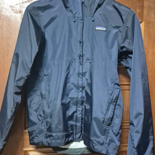 파타고니아 토렌쉘 네이비