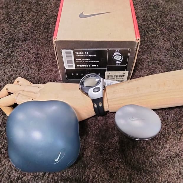 나이키 트라이액스 42 워치