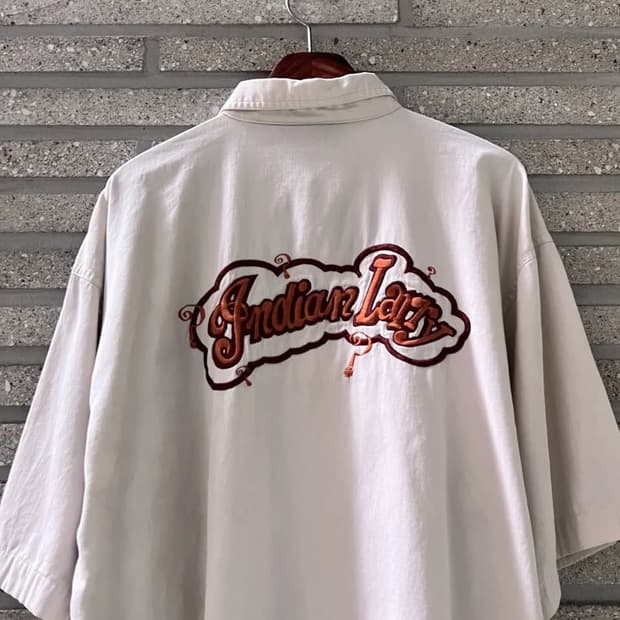 [2XL]USA 빈티지 Indian Larry 스펠아웃 자수 워크 셔츠