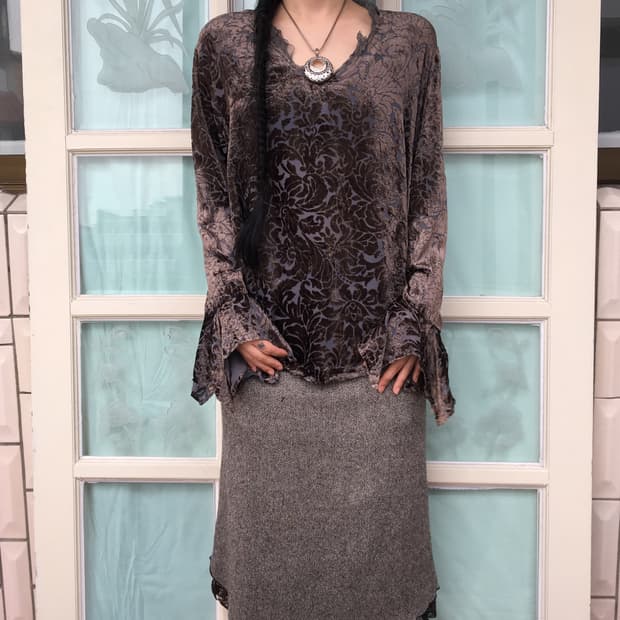 Ornament velvet pattern sleeve