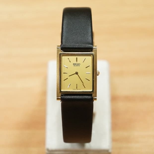 80s 세이코 탱크 프레임 여성용 금장 쿼츠 시계