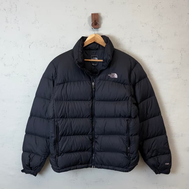 노스페이스 무광 눕시 700 패딩 블랙