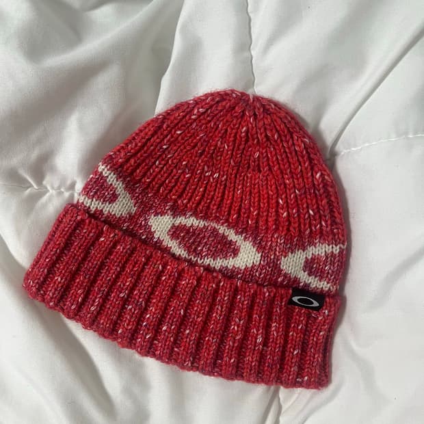 Oakley beanie