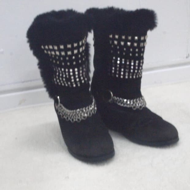 Egoist stud chain mix fur wedge boots