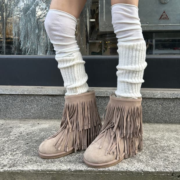 00s 프린지 & 스터드 웨지 쿨라부라 어그 부츠