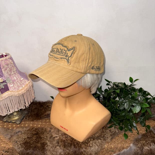 Von Dutch washing beige logo ball cap