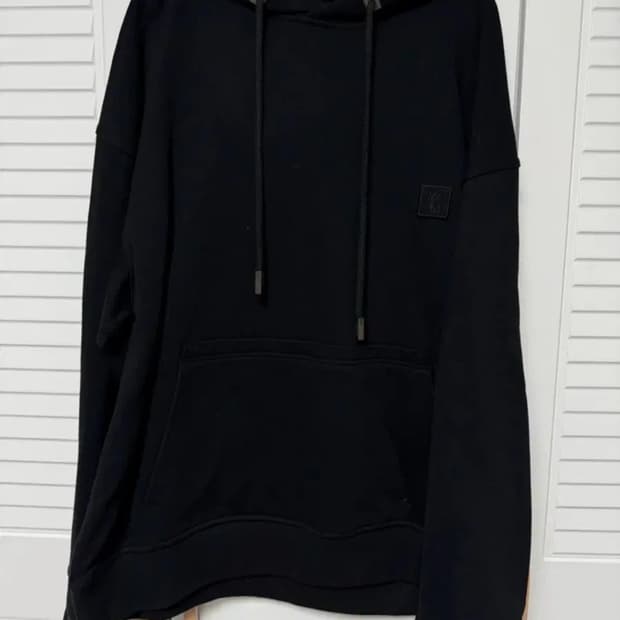 2024 우영미 메탈릭 그래픽 후드