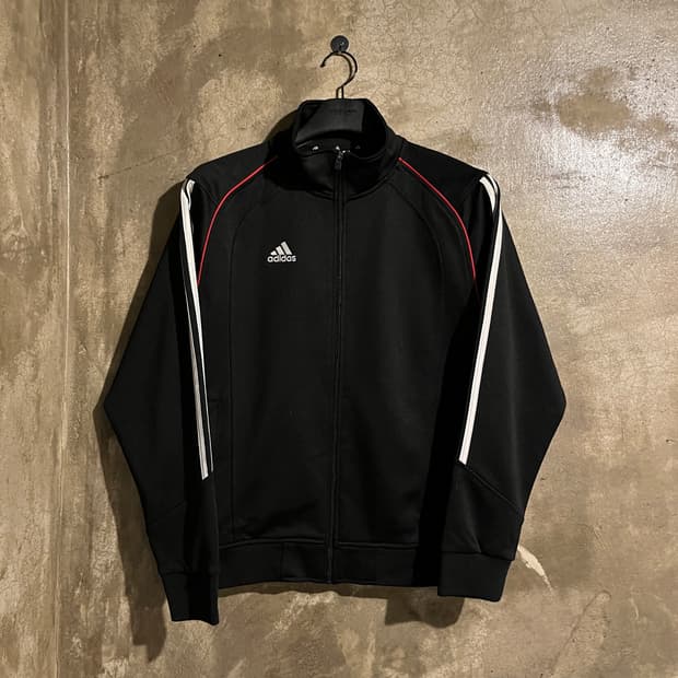 아디다스 트랙탑