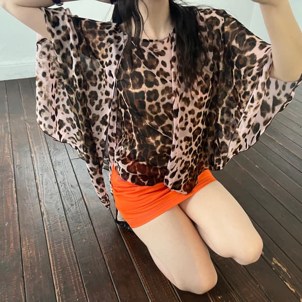 레오파드 슬리브리스