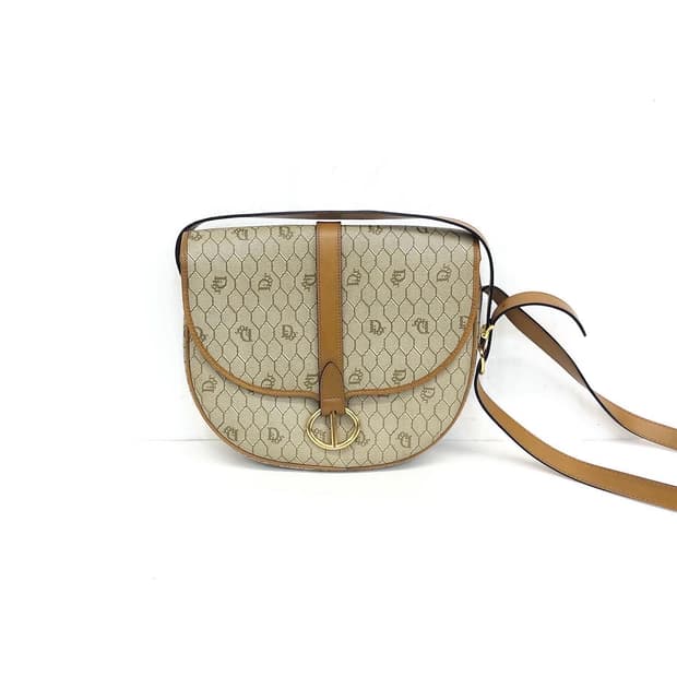 정품 디올 허니콤 크로스백